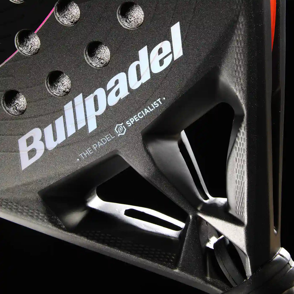 Bullpadel Hack 04 Comfort 2026 | Pala Paquito Navarro
